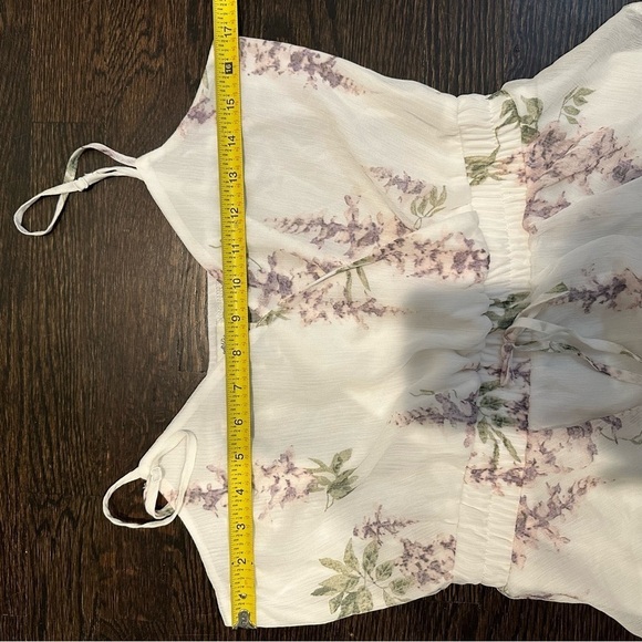 NWT Francesca’s Collection Sleeveless Ruffle Tier Floral White Mini Dress Medium - Picture 5 of 7